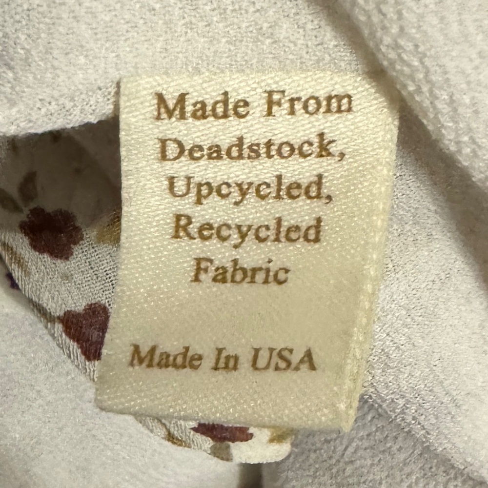 Christy Dawn Lined Bergen Wrap Dress in
Autumn Breeze Cream Floral size 2X - Picture 4 of 4